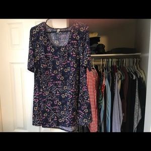 Lularoe perfect T
